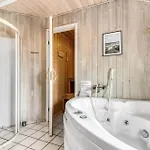 C11674-hemmet-laerkevaenget-36 Hemmet